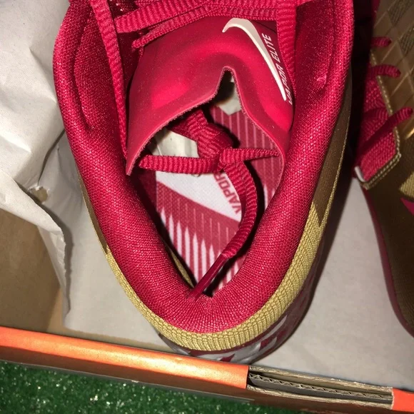 NEW NIKE VAPOR TALON ELITE 3/4 TD
GOLD / GYM RED - Picture 6 of 7